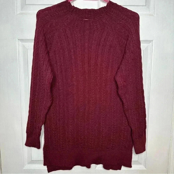 Bleu Gray Sweaters - Bleu Gray Cable Knit Sweater  Burgundy Size Medium